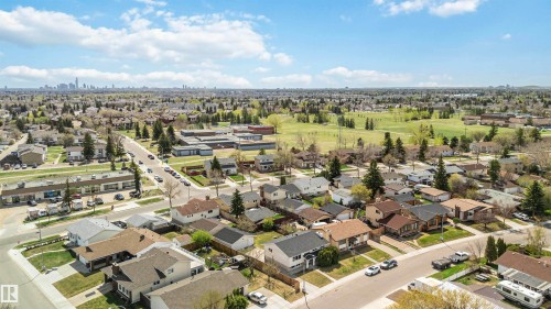 10207 165 Avenue, Edmonton, AB - Outdoor With View