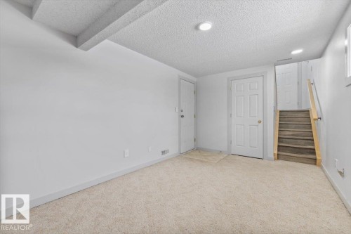 31 9935 167 Street, Edmonton, AB - Indoor Photo Showing Other Room