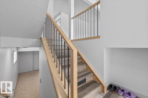 31 9935 167 Street, Edmonton, AB - Indoor Photo Showing Other Room
