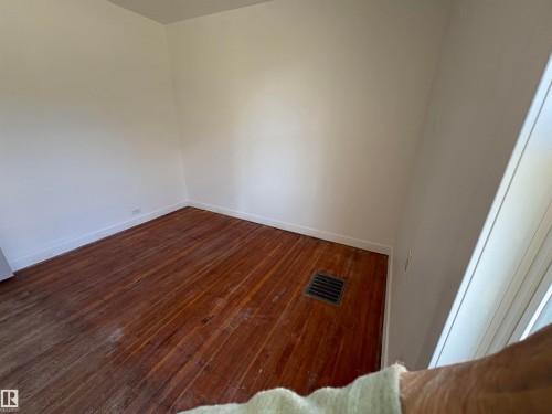 4622 50 Avenue, Elk Point, AB - Indoor Photo Showing Other Room