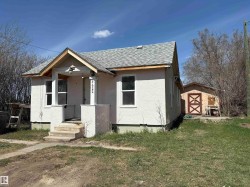 4622 50 Avenue Elk Point, AB T0A 1A0