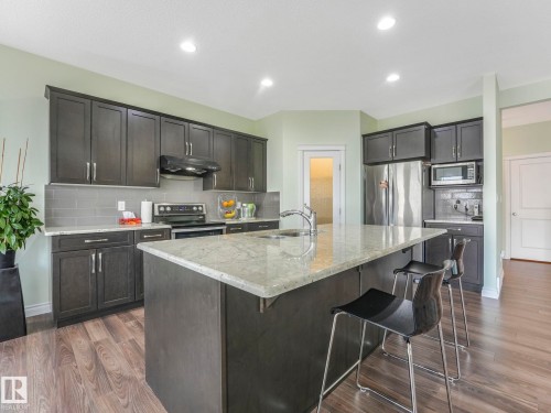 14227 138 Street Nw, Edmonton, AB - Indoor Photo Showing Kitchen With Upgraded Kitchen
