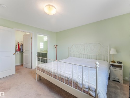 14227 138 Street Nw, Edmonton, AB - Indoor Photo Showing Bedroom