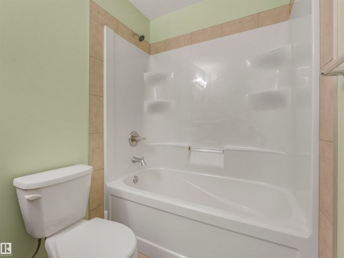 14227 138 Street Nw, Edmonton, AB - Indoor Photo Showing Bathroom