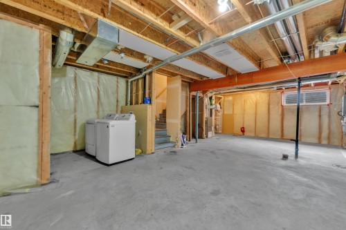 Unfinished basement offering ample space for customization - 2143 32 Street, Edmonton, AB - Indoor Photo Showing Other Room