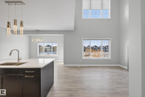 1523 Darby Bay, Edmonton, AB - Indoor Photo Showing Other Room