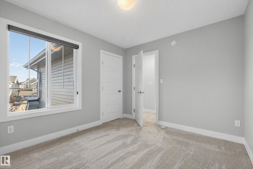 1523 Darby Bay, Edmonton, AB - Indoor Photo Showing Other Room