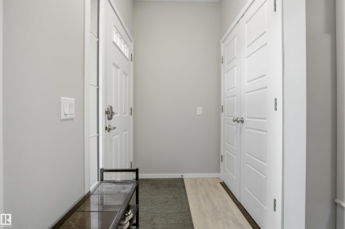807 Eagleson Link, Edmonton, AB - Indoor Photo Showing Other Room
