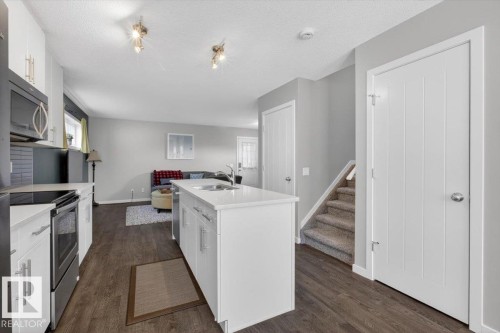 14835 103 Avenue, Edmonton, AB - Indoor