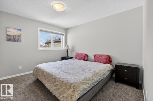 14835 103 Avenue, Edmonton, AB - Indoor Photo Showing Bedroom