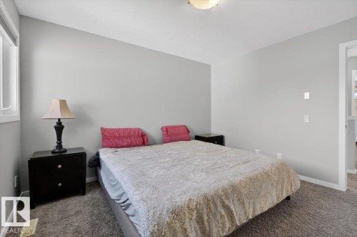 14835 103 Avenue, Edmonton, AB - Indoor Photo Showing Bedroom