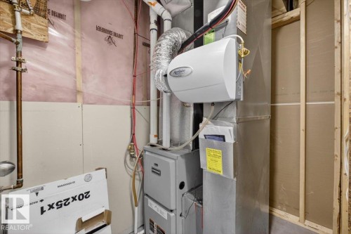 14835 103 Avenue, Edmonton, AB - Indoor Photo Showing Basement
