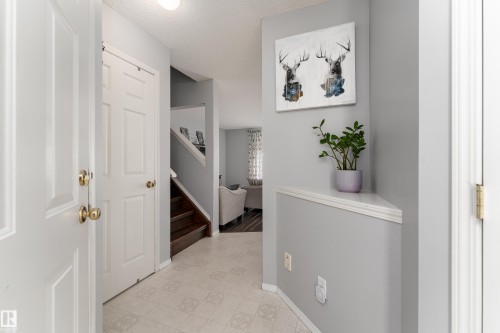 2 13403 Cumberland Road, Edmonton, AB - Indoor Photo Showing Other Room
