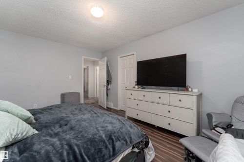 2 13403 Cumberland Road, Edmonton, AB - Indoor Photo Showing Bedroom