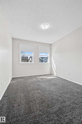 3041 Arthurs Crescent Sw, Edmonton, AB - Indoor Photo Showing Other Room