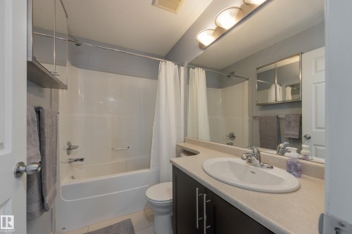 4908 Terwillegar Common, Edmonton, AB - Indoor Photo Showing Bathroom