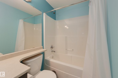 4908 Terwillegar Common, Edmonton, AB - Indoor Photo Showing Bathroom