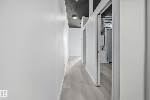 1312 10024 Jasper Avenue Nw, Edmonton, AB - Indoor