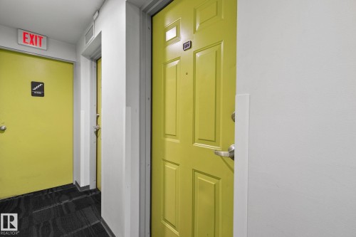 1312 10024 Jasper Avenue Nw, Edmonton, AB - Indoor Photo Showing Other Room