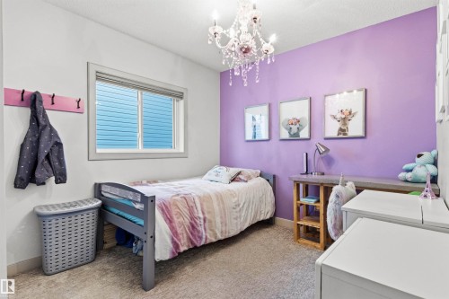 7343 Armour Crescent, Edmonton, AB - Indoor Photo Showing Bedroom