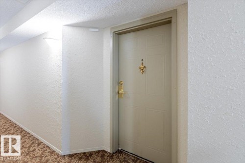 514 3 Perron Street, St. Albert, AB - Indoor Photo Showing Other Room