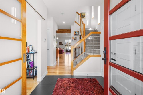 8839 93 Street, Edmonton, AB - Indoor Photo Showing Other Room