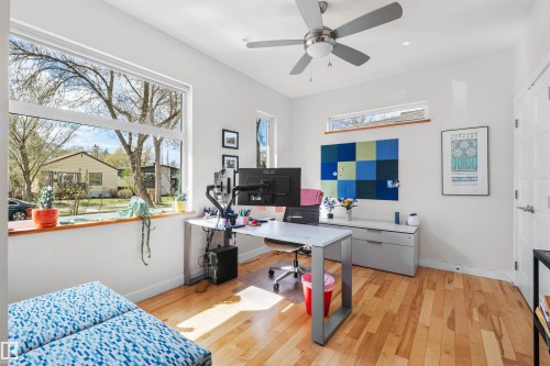 8839 93 Street, Edmonton, AB - Indoor Photo Showing Office
