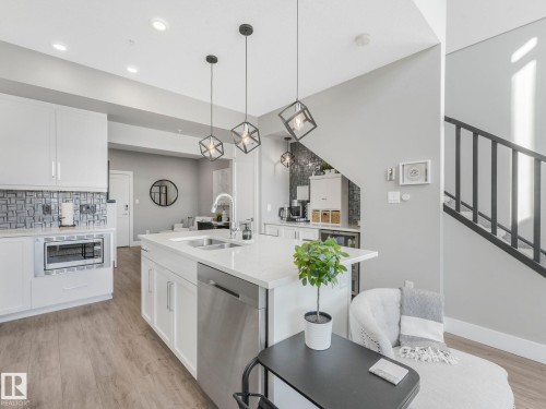 127 524 Griesbach Parade, Edmonton, AB 