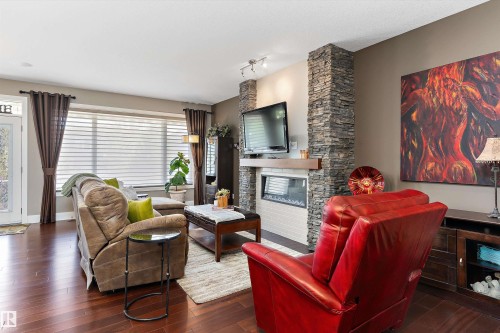 4628 Mead Place, Edmonton, AB - Indoor Photo Showing Living Room With Fireplace