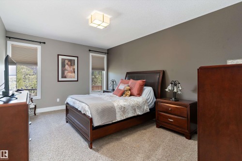 4628 Mead Place, Edmonton, AB - Indoor Photo Showing Bedroom