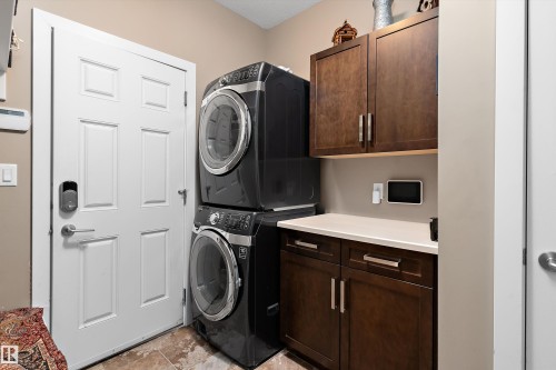 4628 Mead Place, Edmonton, AB - Indoor Photo Showing Laundry Room