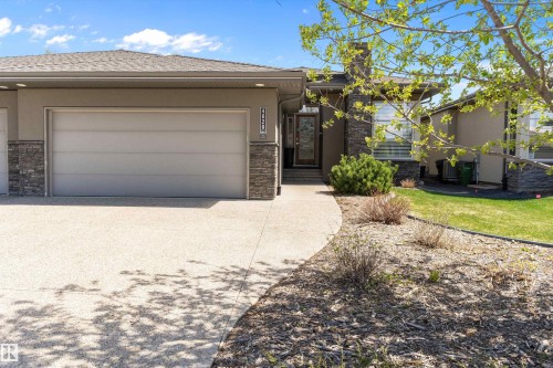 4628 Mead Place, Edmonton, AB - Outdoor