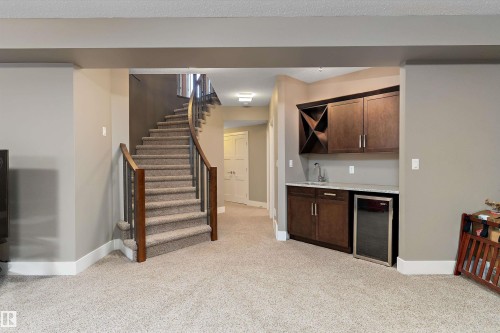 4628 Mead Place, Edmonton, AB - Indoor
