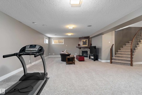 4628 Mead Place, Edmonton, AB - Indoor Photo Showing Gym Room