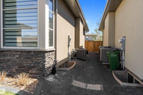 4628 Mead Place, Edmonton, AB - Outdoor With Exterior