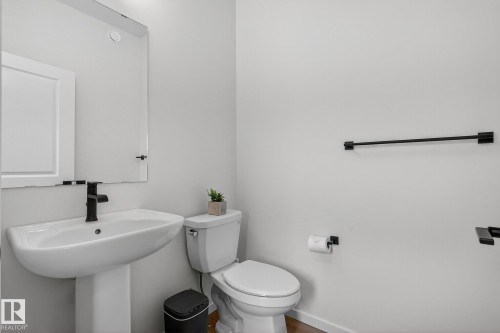3451 169 Street, Edmonton, AB - Indoor Photo Showing Bathroom
