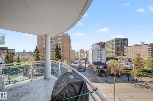 605 10504 99 Avenue, Edmonton, AB - Outdoor