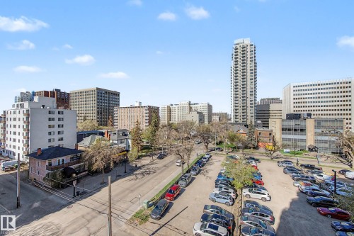 605 10504 99 Avenue, Edmonton, AB - Outdoor