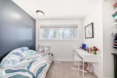 30 Sunnyside Crescent, St. Albert, AB - Indoor Photo Showing Bedroom
