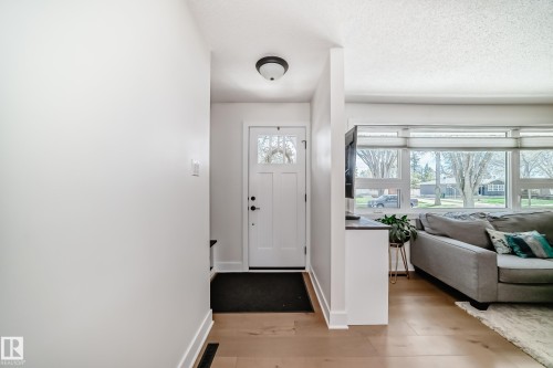 30 Sunnyside Crescent, St. Albert, AB - Indoor