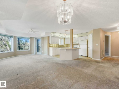 302 6703 172 Street, Edmonton, AB - Indoor