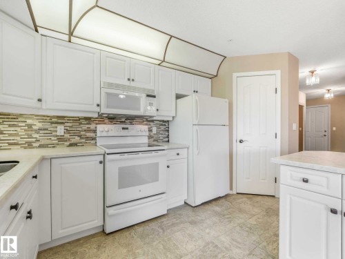 302 6703 172 Street, Edmonton, AB - Indoor Photo Showing Kitchen