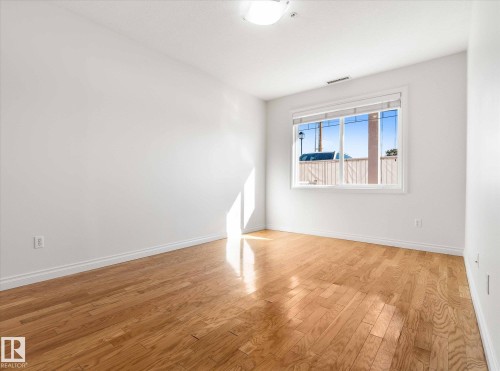 110 5211 50 Street, Stony Plain, AB - Indoor Photo Showing Other Room