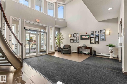 110 5211 50 Street, Stony Plain, AB - Indoor Photo Showing Other Room