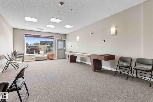 110 5211 50 Street, Stony Plain, AB - Indoor Photo Showing Other Room