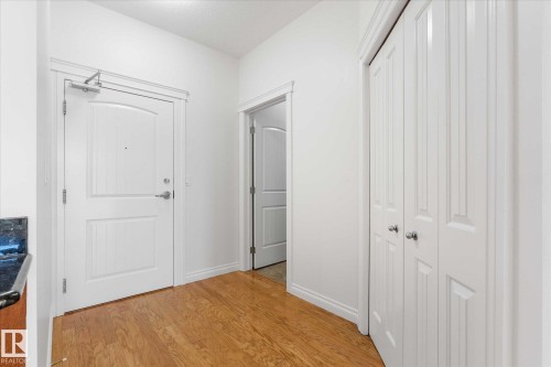 110 5211 50 Street, Stony Plain, AB - Indoor Photo Showing Other Room