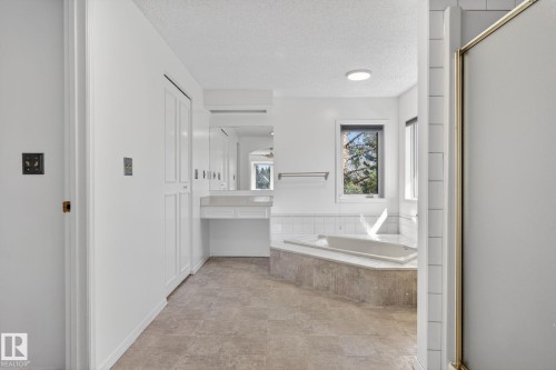176 Waygood Road, Edmonton, AB 