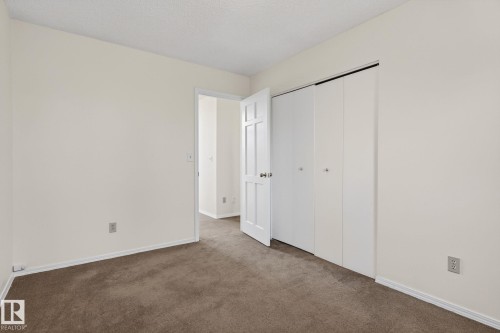 176 Waygood Road, Edmonton, AB 