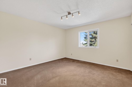 176 Waygood Road, Edmonton, AB 