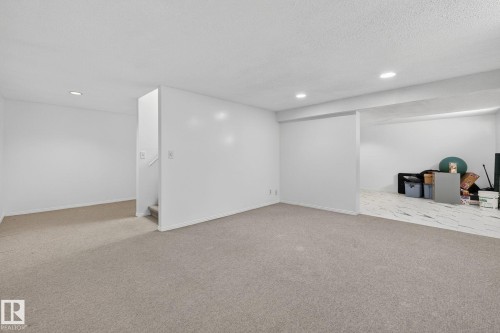 176 Waygood Road, Edmonton, AB 